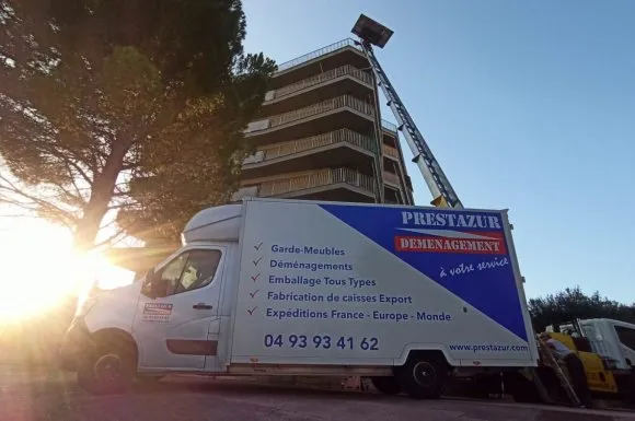Vous envisagez de déménager à Mandelieu :  tournez vous vers les bons professionnels, Cannes, Prestazur Déménagement